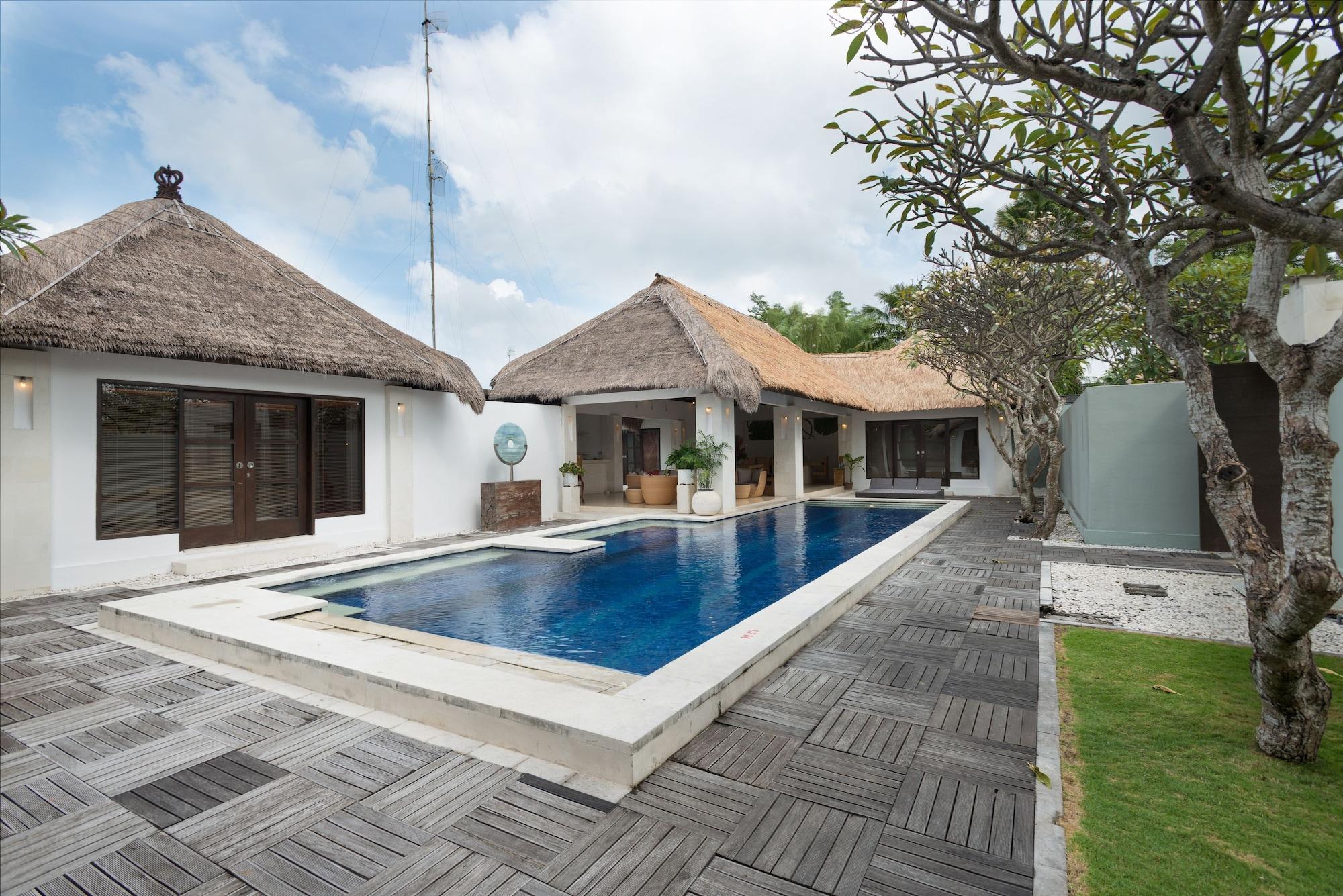 Bvilla Spa Seminyak  Exterior photo